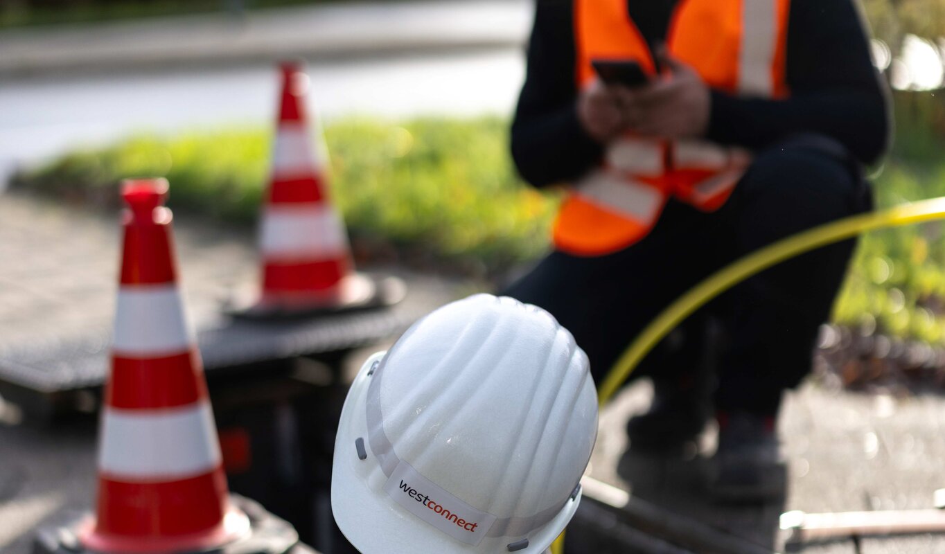 Hier wird das Einblasgerät mit dem Leerrohr verbunden.